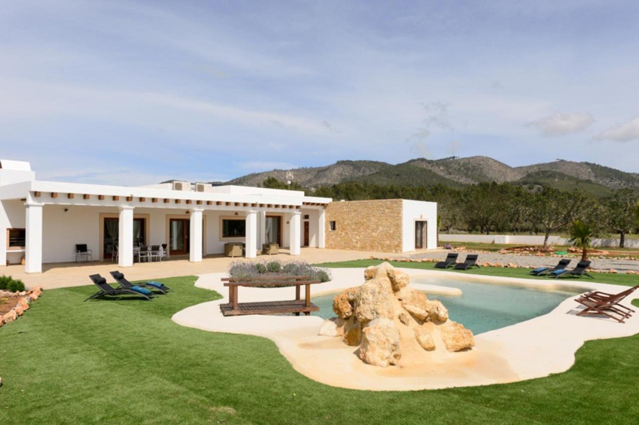 Villa Raco De Sa Vinyeta Sant Llorenc de Balafia Exterior photo
